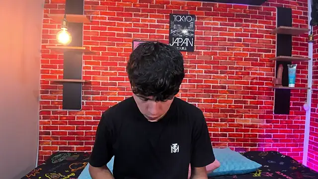 Hoot boyss  online show from 06-09-26, 08:21