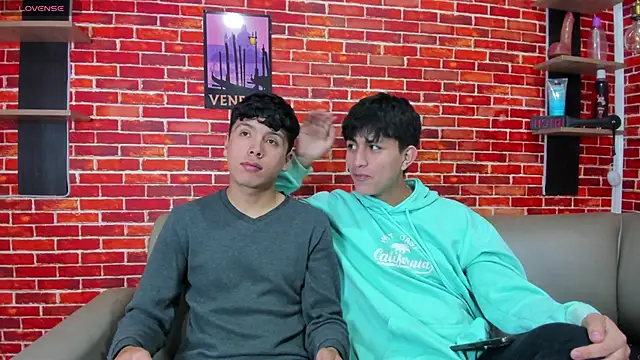 Hoot boyss  online show from 05-22-26, 07:45