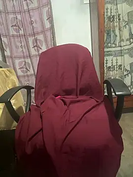 Snapshot of Inuchethi chatting on 02-27-25, 01:08 Inuchethi online show from 02-27-25, 01:08