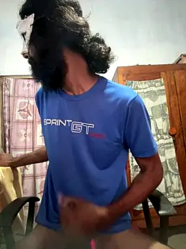 Snapshot of Inuchethi chatting on 11-15-25, 01:09 Inuchethi online show from 11-15-25, 01:09