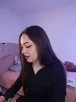 paariiss  online show from 05-23-26, 06:07
