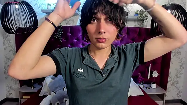 Brunodeluca  online show from 06-18-26, 08:25