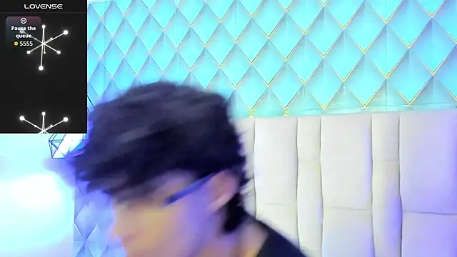Sofia-Ethan online show from 05-28-26, 07:42