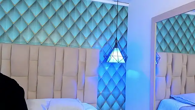 Sofia-Ethan online show from 06-18-26, 07:30