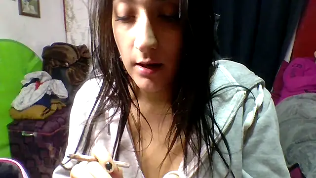 MaiaExotic online show from 06-05-26, 01:54