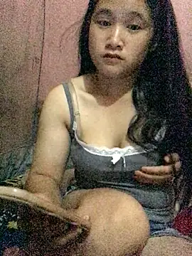 Snapshot of Ninaa01 chatting on 05-17-26, 02:50 Ninaa01 online show from 05-17-26, 02:50