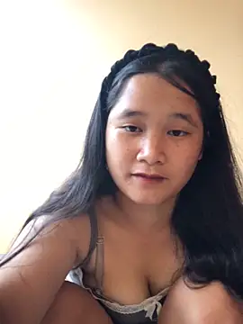 Snapshot of Ninaa01 chatting on 05-18-26, 02:55 Ninaa01 online show from 05-18-26, 02:55