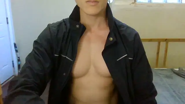 Snapshot of Allen8707 chatting on 06-20-26, 02:27 Allen8707 online show from 06-20-26, 02:27