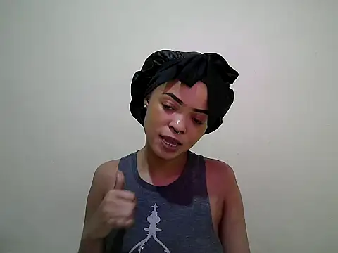 Miss rihanna online show from 06-25-26, 05:51