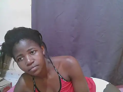 Sweet-tatiana online show from 06-15-26, 07:52