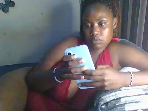 Snapshot of Sexy-Mish chatting on 05-27-26, 06:26 Sexy-Mish online show from 05-27-26, 06:26