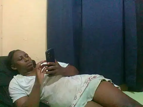 naughty-slender online show from 06-30-26, 04:45