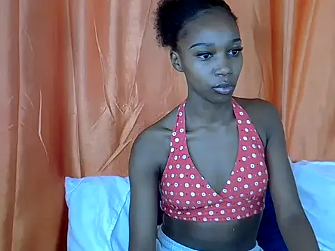 Snapshot of Sexycarll9 chatting on 06-29-26, 04:28 Sexycarll9 online show from 06-29-26, 04:28
