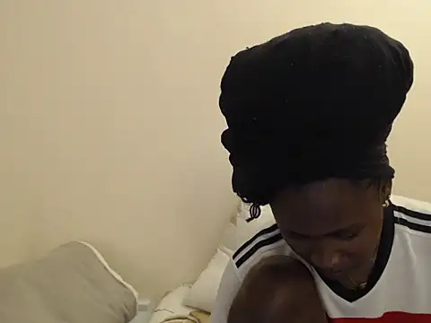 hyacinth b online show from 06-07-26, 06:40