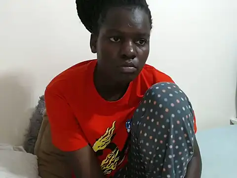 chichie  online show from 06-30-26, 03:23