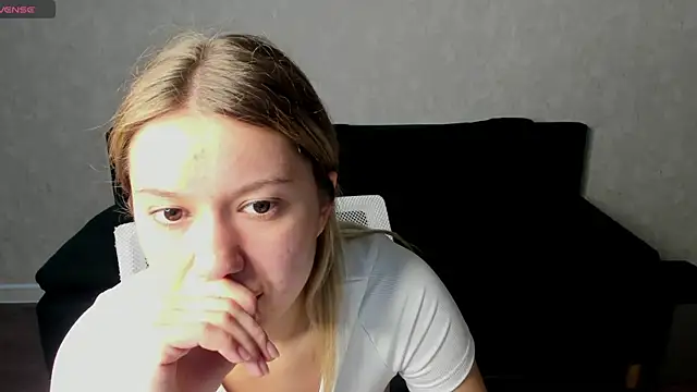 Shakira Lux online show from 06-11-26, 08:00