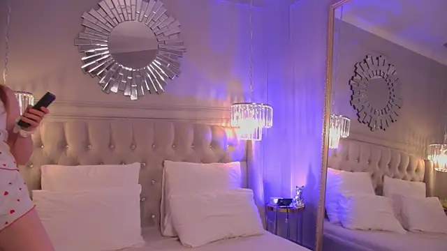 JessicaMartin online show from 05-18-26, 08:19