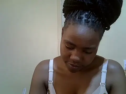 Snapshot of cocoa_muse chatting on 07-20-26, 11:45 cocoa muse online show from 07-20-26, 11:45