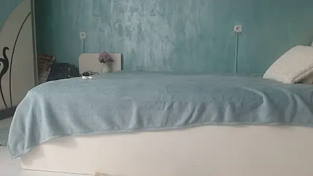 Snapshot of LaraLanee chatting on 07-03-26, 08:37 LaraLanee online show from 07-03-26, 08:37