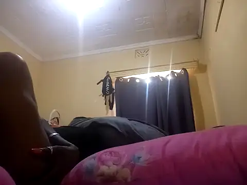 petitejep online show from 05-18-26, 09:47