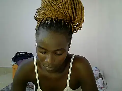 BUNNY BLISS1 online show from 05-23-26, 12:48
