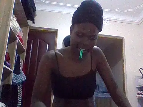 sexybebs11 online show from 05-15-26, 07:45