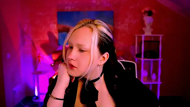 ViolettWoods online show from 06-24-26, 08:35