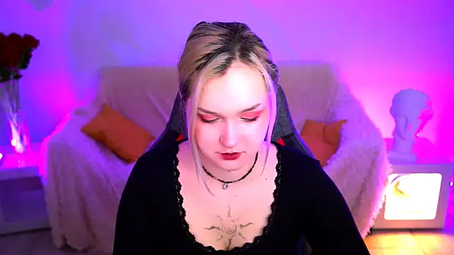 ViolettWoods online show from 06-01-26, 08:25