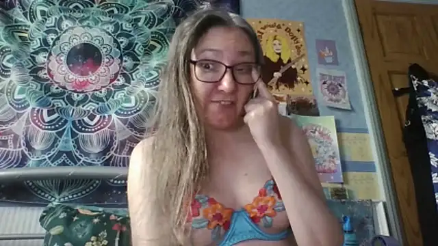 Izzylove47 online show from 06-10-26, 08:48