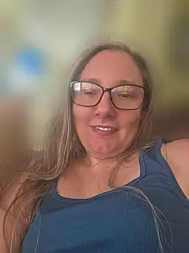 Izzylove47 online show from 07-07-26, 01:14