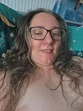 Izzylove47 online show from 06-26-26, 11:16