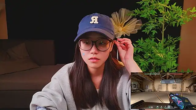 yu598188 online show from 05-21-26, 01:47