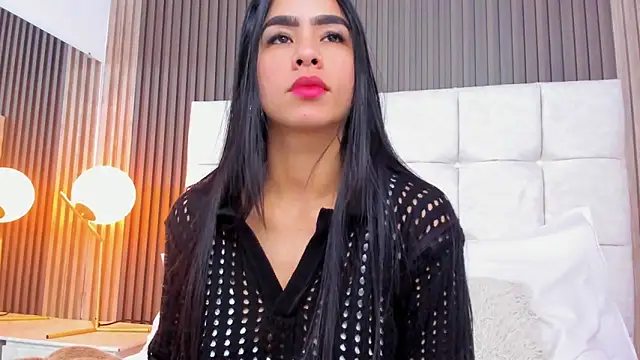 Snapshot of Camila_Vega22 chatting on 06-30-26, 11:32 Camila Vega22 online show from 06-30-26, 11:32