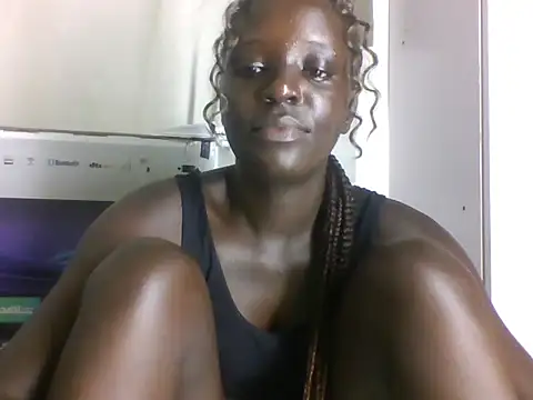 Snapshot of LatishLava chatting on 05-21-26, 10:23 LatishLava online show from 05-21-26, 10:23