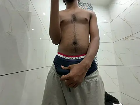 male18in online show from 06-21-26, 08:58