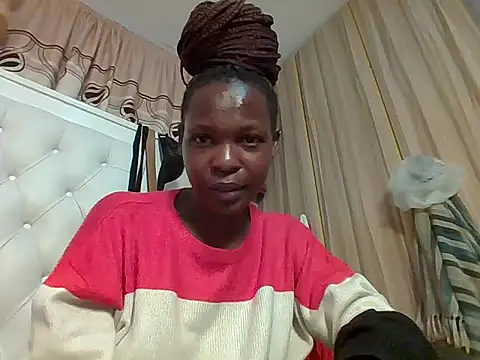 sweetlunah online show from 05-15-26, 04:38