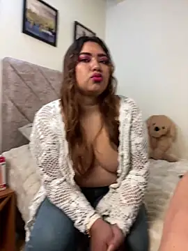 CurvyLolaX online show from 06-12-26, 01:09
