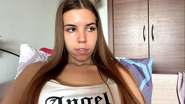 Snapshot of LaurindaStalford chatting on 07-14-26, 02:45 LaurindaStalford online show from 07-14-26, 02:45