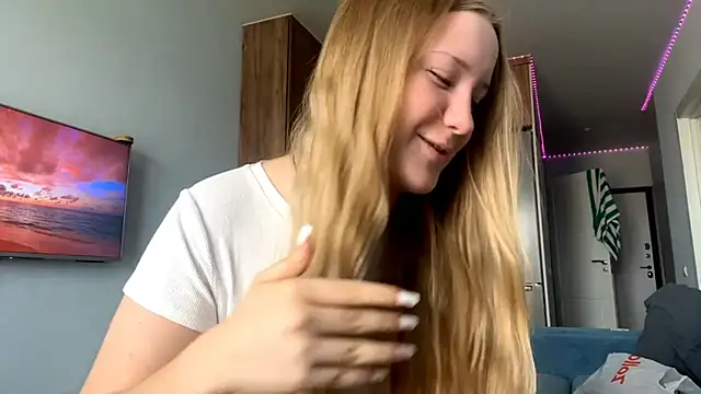 Lisi Kiss  online show from 05-27-26, 10:11