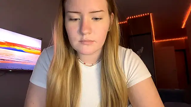 Lisi Kiss  online show from 05-25-26, 06:50