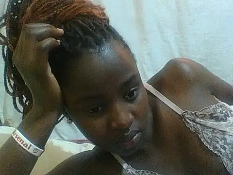 Snapshot of Sexxy-skinny chatting on 06-29-26, 11:10 Sexxy-skinny online show from 06-29-26, 11:10