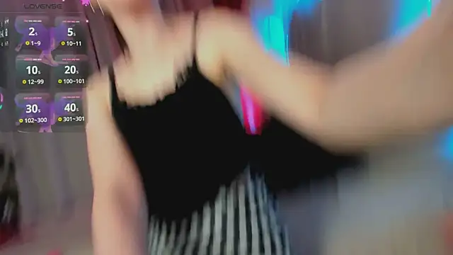 SummerLilaa online show from 06-08-26, 01:33