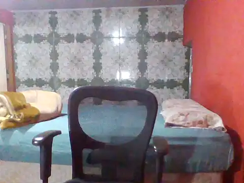 Snapshot of Sarado_Tesudo chatting on 06-01-26, 11:21 Sarado Tesudo online show from 06-01-26, 11:21