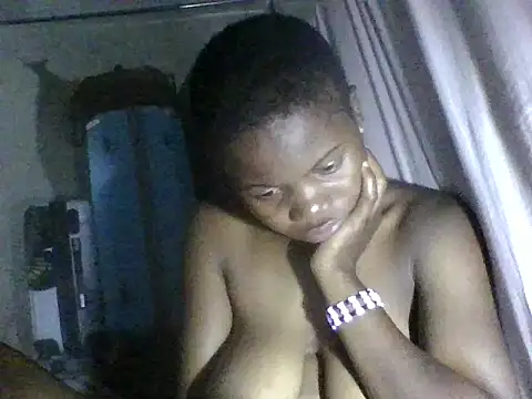 Snapshot of prettybelly chatting on 06-12-26, 05:43 prettybelly online show from 06-12-26, 05:43