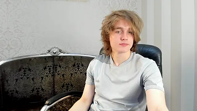 Snapshot of FinnBev chatting on 06-03-26, 05:41 FinnBev online show from 06-03-26, 05:41