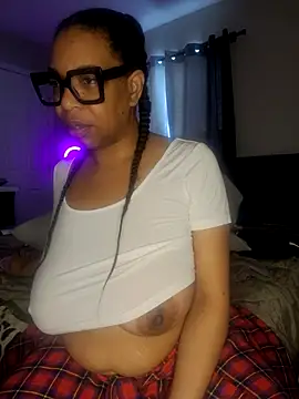 KinkeeKaee online show from 05-21-26, 03:20