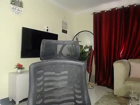 Ebonyqueen111 online show from 06-17-26, 10:14