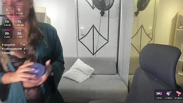 SophieWatson  online show from 06-27-26, 01:17