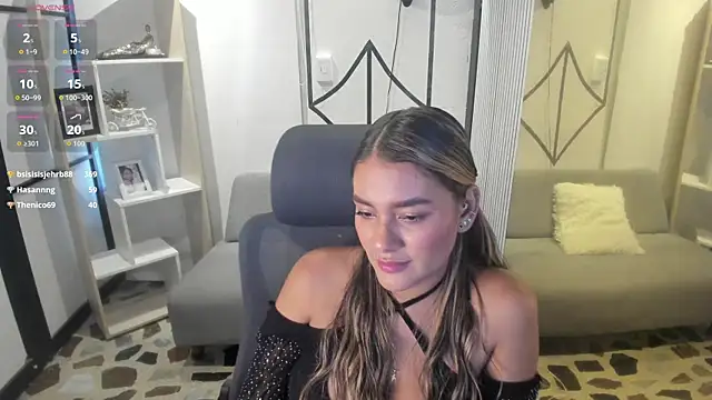 SophieWatson  online show from 06-26-26, 04:46