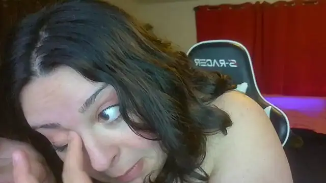 Snapshot of squishkink chatting on 05-23-26, 02:05 squishkink online show from 05-23-26, 02:05